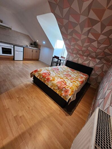 Studio To Rent In Vicarage Lane, London, London, E15