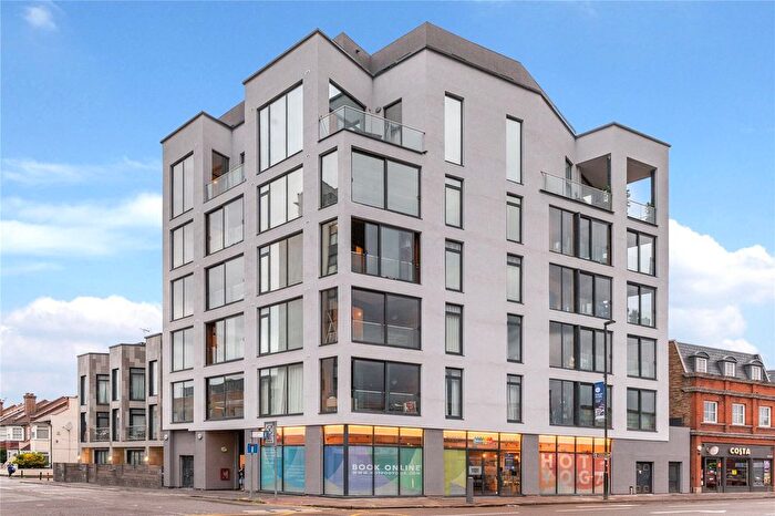 1 Bedroom Flat For Sale In Madison Heights, Milner Road, SW19