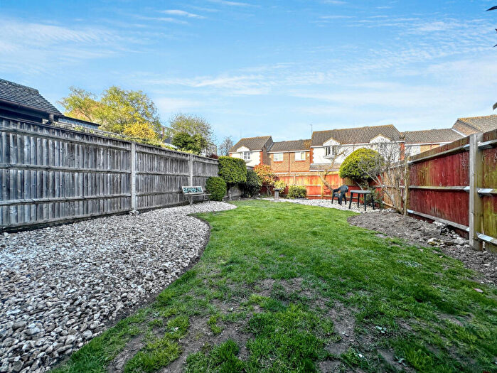 3 Bedroom Semi-Detached House To Rent In Vale Road, Dartford, DA1