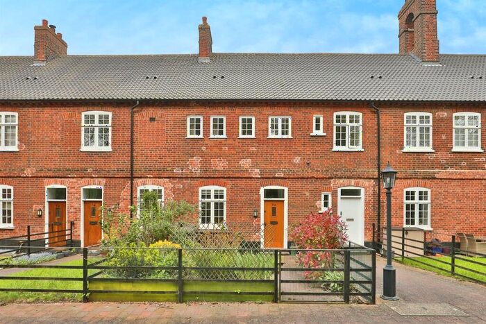 2 Bedroom Terraced House For Sale In Heckingham Park Drive, Hales, Norwich, NR14