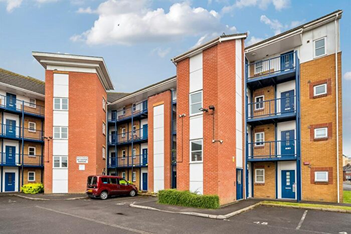 1 Bedroom Apartment To Rent In Kennet Walk, Reading, RG1