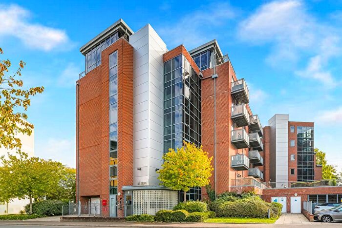 1 Bedroom Flat For Sale In Chapter Way, London, SW19