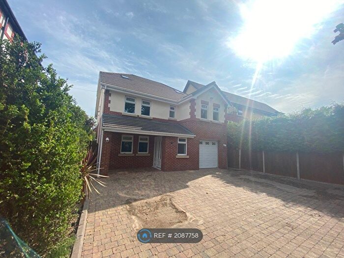5 Bedroom Detached House To Rent In Spital Road, Wirral, CH63