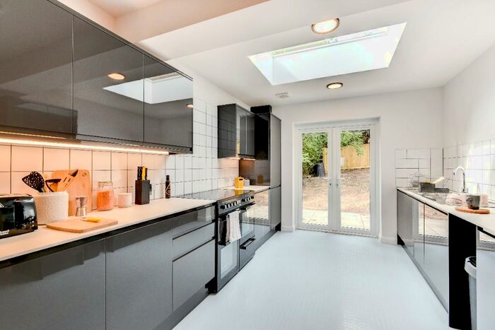 1 Bedroom House Of Multiple Occupation To Rent In Talbot Crescent, BN1