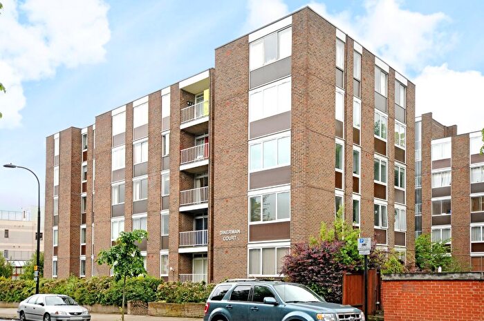 2 Bedroom Flat To Rent In Boundary Road, St Johns Wood, London, NW8