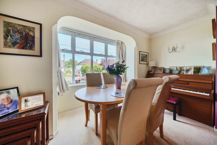 2 Bedroom Detached House For Sale In Botley, Oxford, OX2