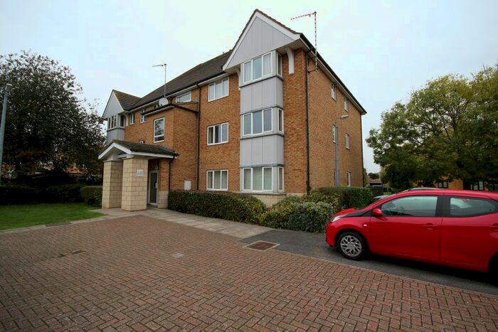 1 Bedroom Flat To Rent In Wharf Road South, Grays, RM17