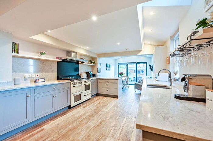 2 Bedroom Semi-Detached House For Sale In Cheselden Road, Guildford, GU1