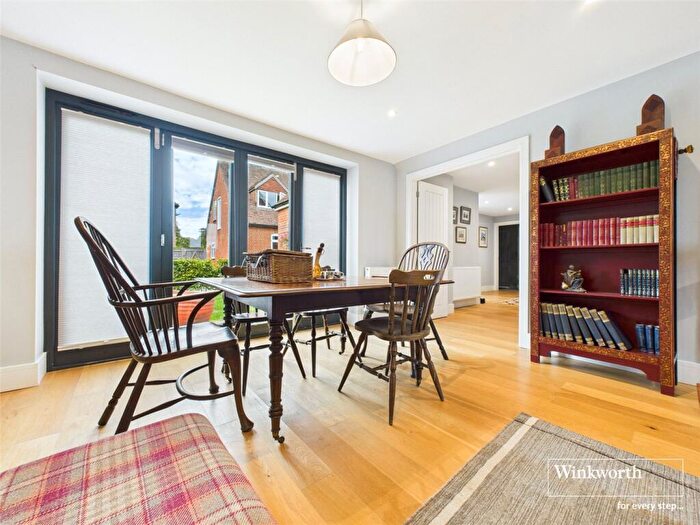 5 Bedroom Barn Conversion For Sale In James Farm, James Lane, Grazeley Green, Reading, RG7