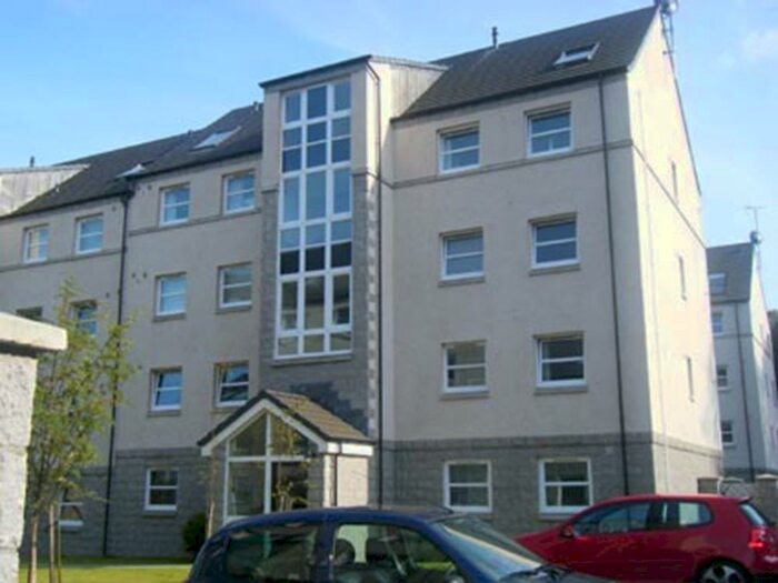 2 Bedroom Penthouse To Rent In South College Street, Aberdeen, AB11