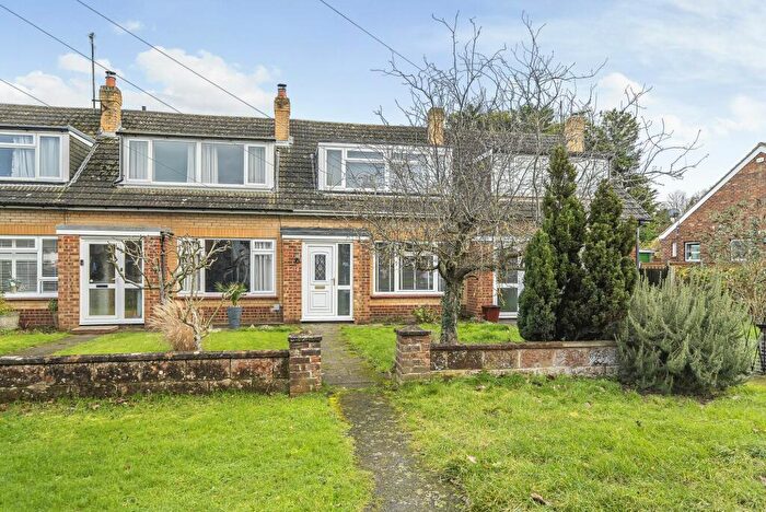 3 Bedroom Terraced House For Sale In Water Lane, Ospringe, ME13