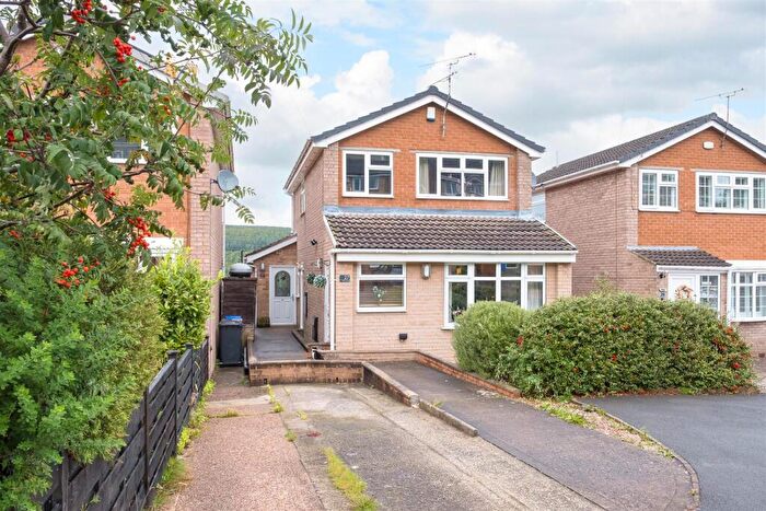 3 Bedroom Detached House For Sale In Alford Avenue, Oughtibridge, Sheffield, S35