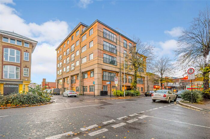 2 Bedroom Apartment To Rent In Pechiney House, The Grove, Slough, Berkshire, SL1