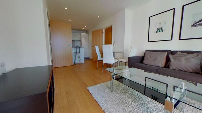 2 Bedroom Flat To Rent In Waterhouse Apartments, Saffron Central Square, Croydon, CR0