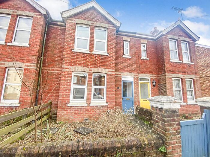 3 Bedroom Terraced House For Sale In Shillito Road, Poole, BH12