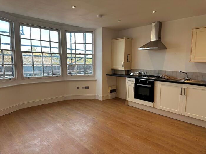 1 Bedroom Flat To Rent In Westbury Road, Dover, CT17