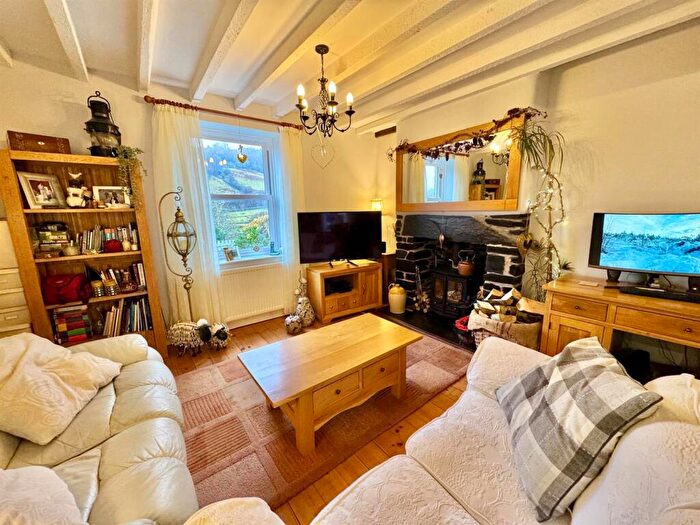 3 Bedroom House For Sale In Prince Llewelyn Terrace, Dolwyddean, LL25