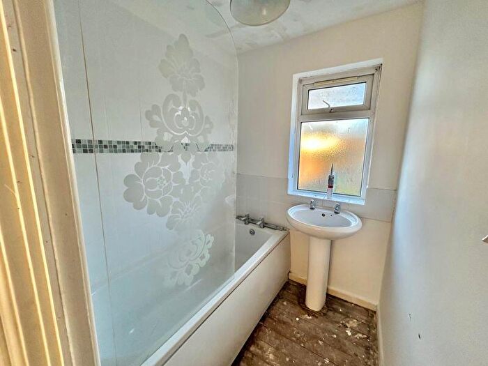 2 Bedroom Terraced House For Sale In Beaconsview Road, GL14