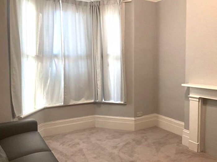 3 Bedroom Terraced House For Sale In Woolwich Road, Greenwich, SE10