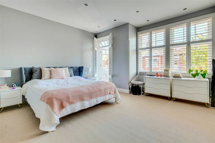 4 Bedroom End Of Terrace House To Rent In Meredyth Road, Barnes, London, SW13