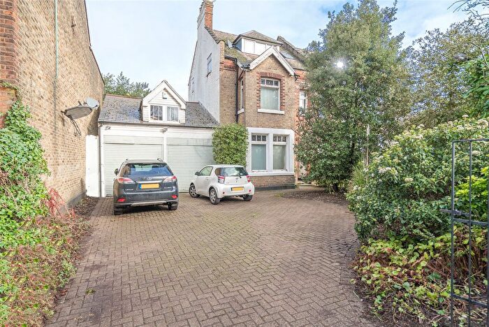 4 Bedroom Semi Detached House For Sale In Fortis Green, London, N2