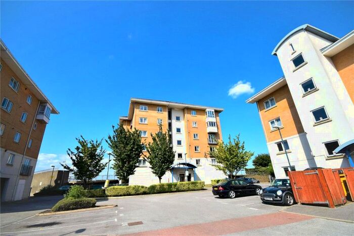 2 Bedroom Flat To Rent In Cutter House, Macarthur Close, Erith, DA8