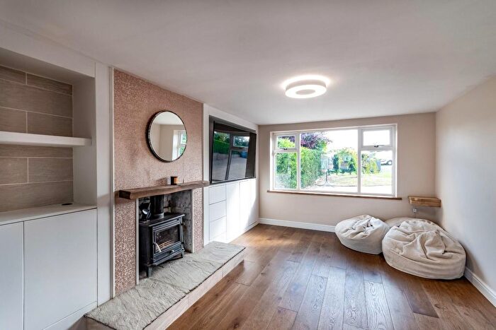 5 Bedroom End Terrace House For Sale In Fox Covert Lane, Misterton, Doncaster, DN10