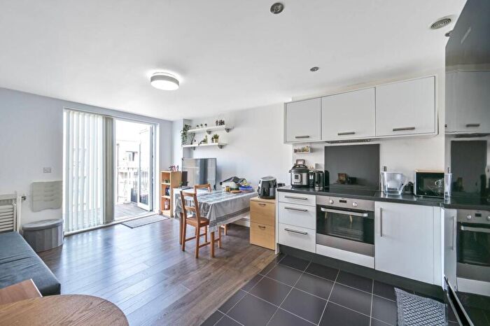 2 Bedroom Flat To Rent In Charcot Road, Colindale, London, NW9