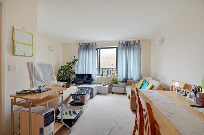 1 Bedroom Flat For Sale In Merbury Close, London, SE28