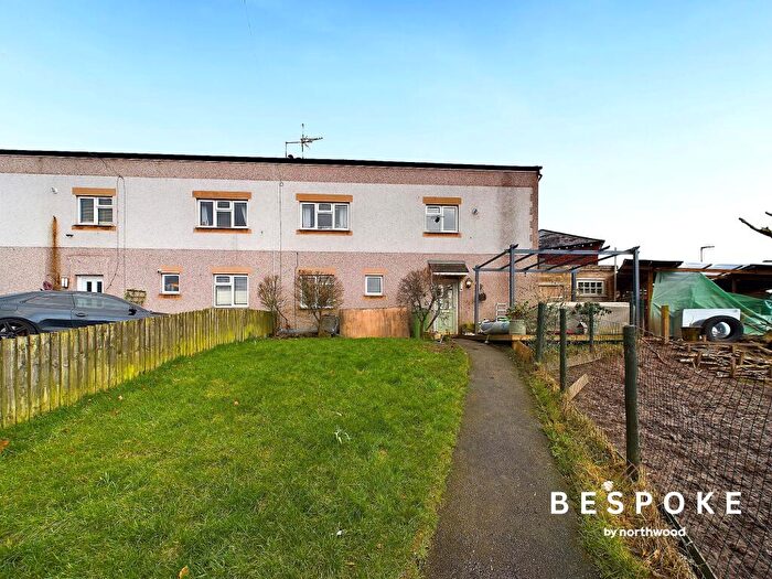 3 Bedroom Semi-Detached House For Sale In Briarwood Avenue, Macclesfield, SK11