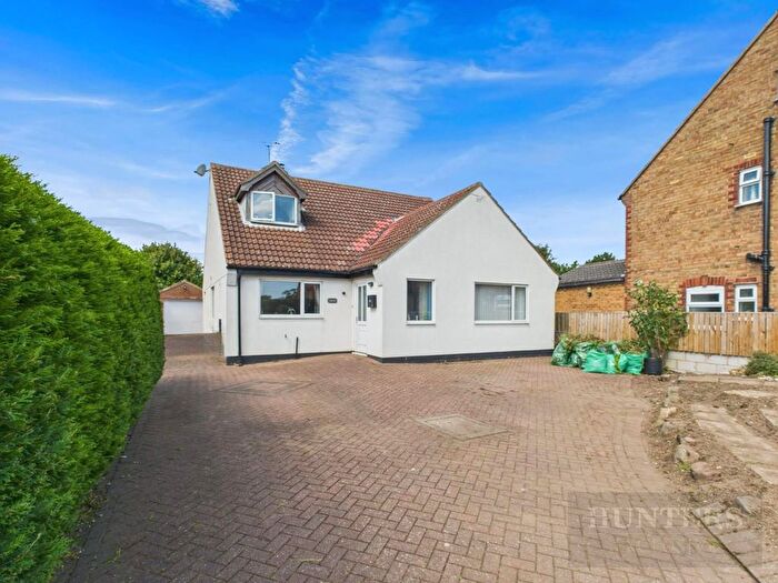 3 Bedroom Detached Bungalow For Sale In Southsea Road, Flamborough, Bridlington, YO15