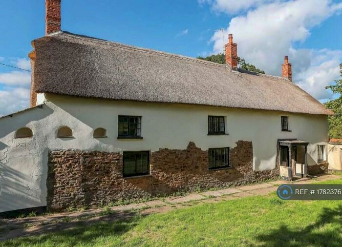 4 Bedroom Detached House To Rent In Bondleigh, North Tawton, EX20