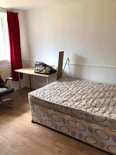 2 Bedroom Flat To Rent In Saint Philip's Road, Sheffield, S3