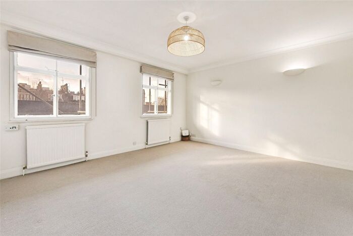 2 Bedroom Flat To Rent In Sloane Court East, London, SW3