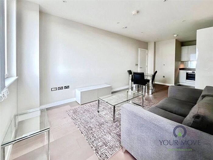 1 Bedroom Flat To Rent In Broadway House, , High Street, Bromley, BR1