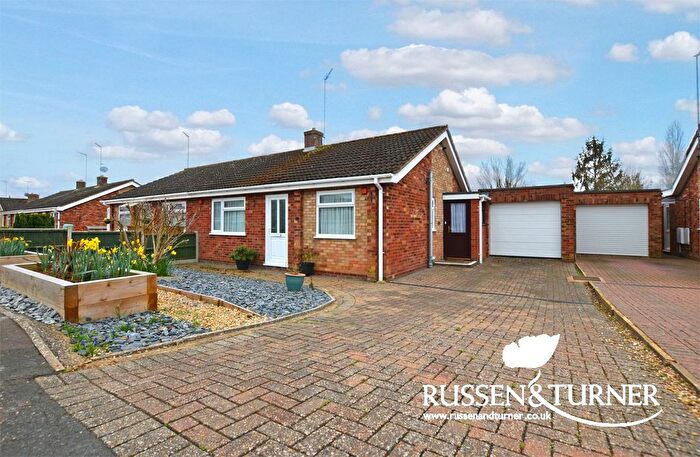 2 Bedroom Semi Detached Bungalow For Sale In Eastfield Close, King's Lynn, PE30