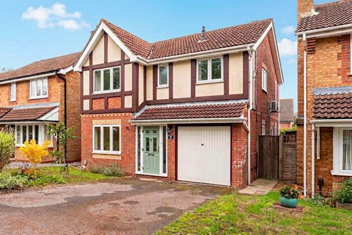 4 Bedroom Detached House For Sale In Symonds Close, Chandler's Ford, SO53