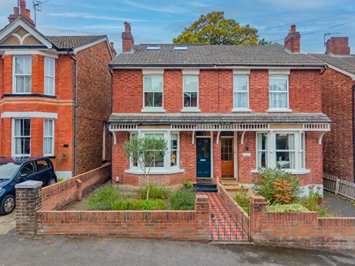 4 Bedroom Semi Detached House For Sale In St. James Park, Tunbridge Wells, TN1