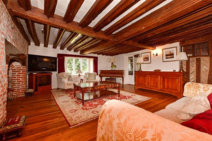 5 Bedroom Detached House For Sale In Weddington, Ash, Canterbury, Kent, CT3