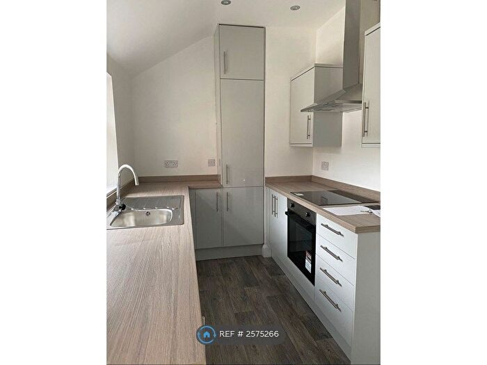 2 Bedroom Terraced House To Rent In Hope Street, Newcastle, ST7