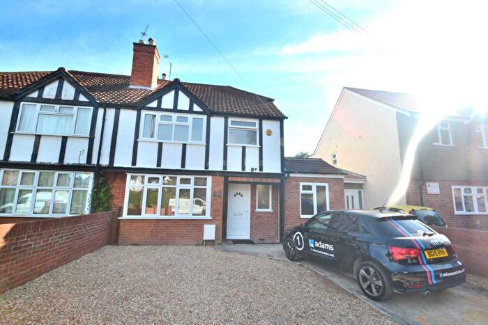 6 Bedroom Terraced House To Rent In Northcourt Avenue, Reading, Berkshire, RG2