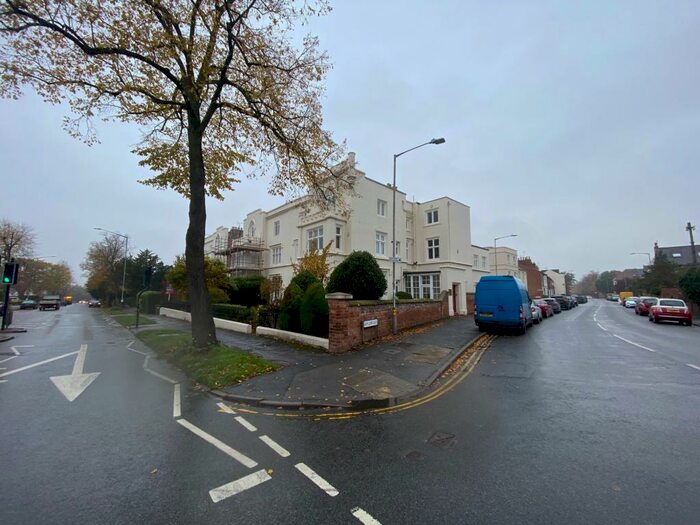 2 Bedroom Apartment To Rent In Tuscany House, Leamington Spa, CV32