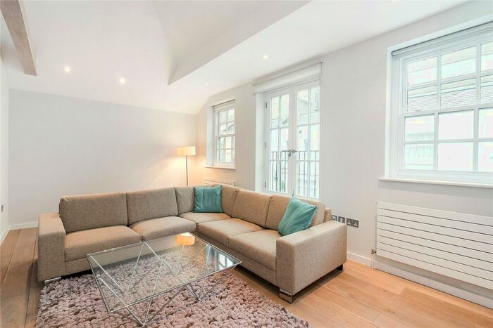2 Bedroom Flat To Rent In Bathurst Mews, London, W2