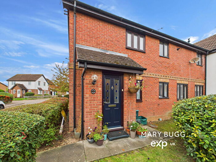 1 Bedroom Terraced House For Sale In Binley Road, Chelmsford, CM2