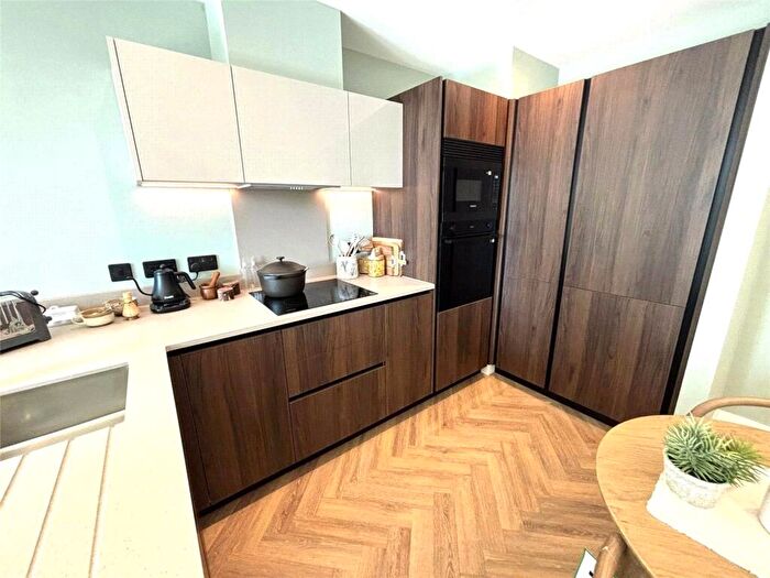 1 Bedroom Apartment To Rent In One Eastside, Jennens Road, Birmingham, West Midlands, B4