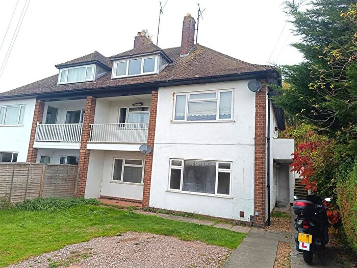 2 Bedroom Flat To Rent In Lewis Road, Kettering, Northants, NN15