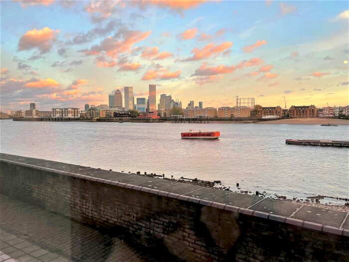 1 Bedroom Flat To Rent In Towerside, Wapping High Street, Wapping, E1W