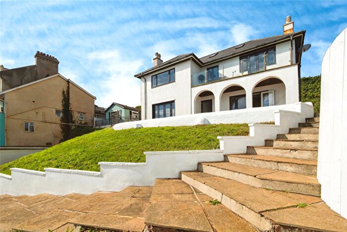 3 Bedroom Detached House For Sale In Exeter Road, Dawlish, Devon, EX7