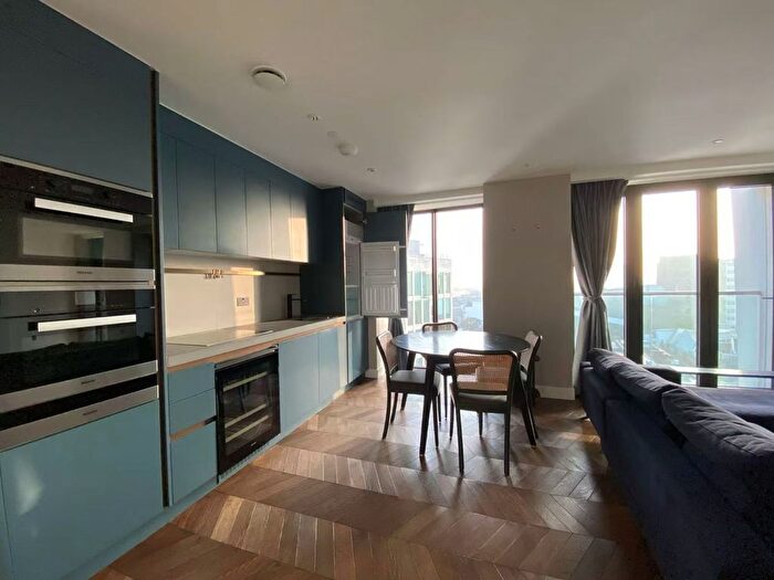 2 Bedroom Flat To Rent In Newton Street, London, WC2B