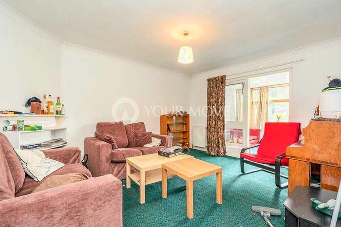 4 Bedroom Semi-Detached House To Rent In Harefield Road, Southampton, SO17